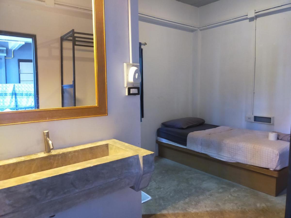 צ'יאנג מאי 9 Hostel מראה חיצוני תמונה