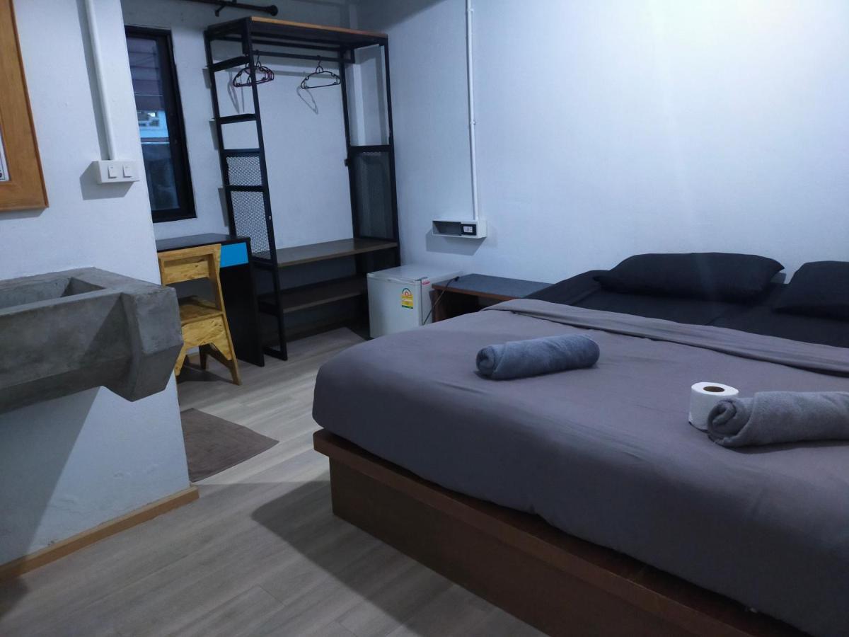צ'יאנג מאי 9 Hostel מראה חיצוני תמונה